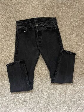 Levi's Women's Straight Black Denim Jeans